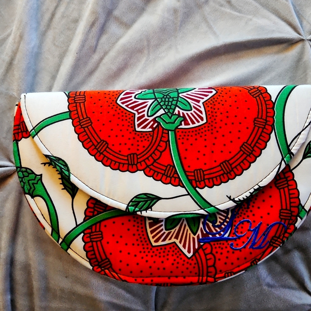 3 Piece THE'LORD MADE Purse and accessorie set